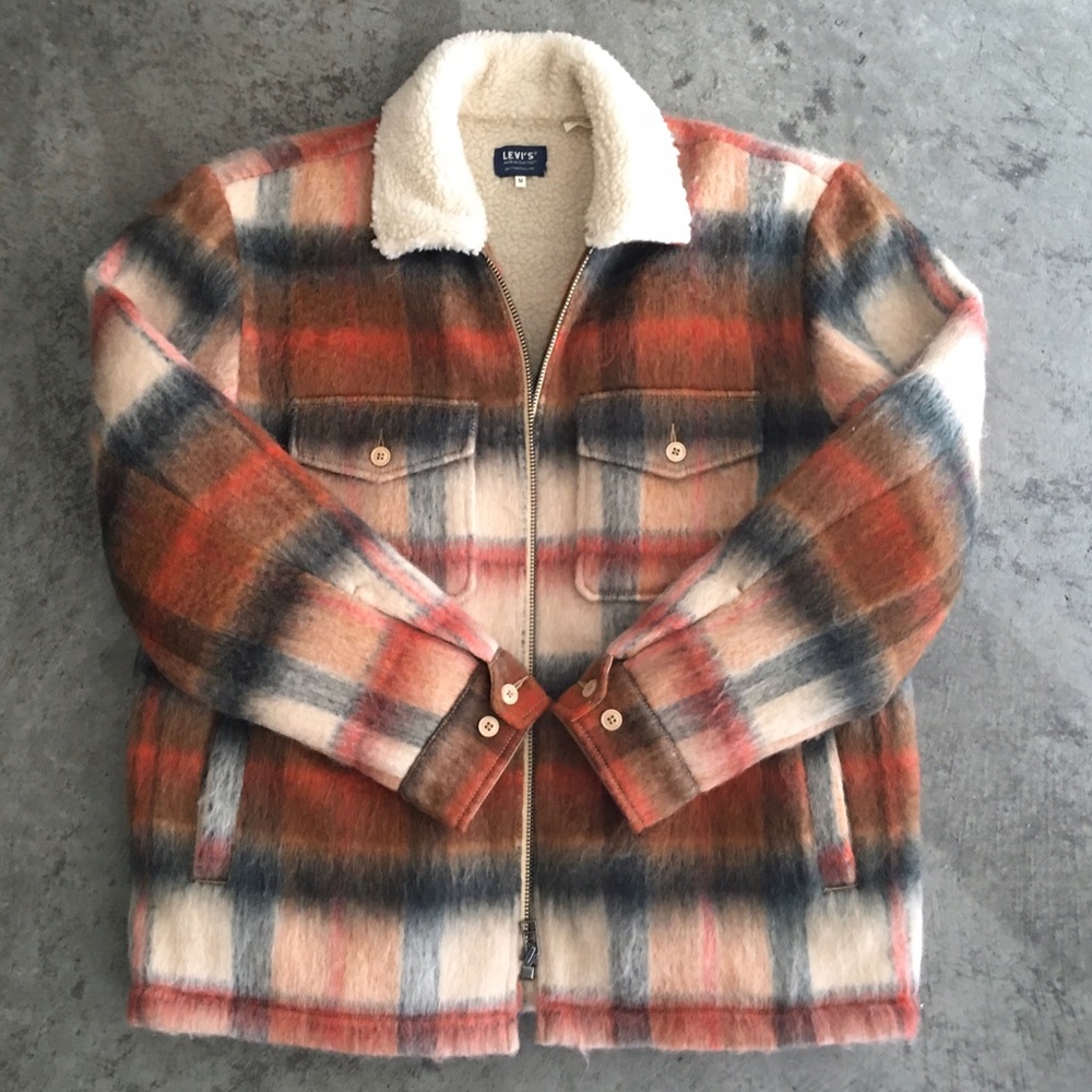 Levi’s Made & Crafted Men’s Plaid Sherpa Trucker